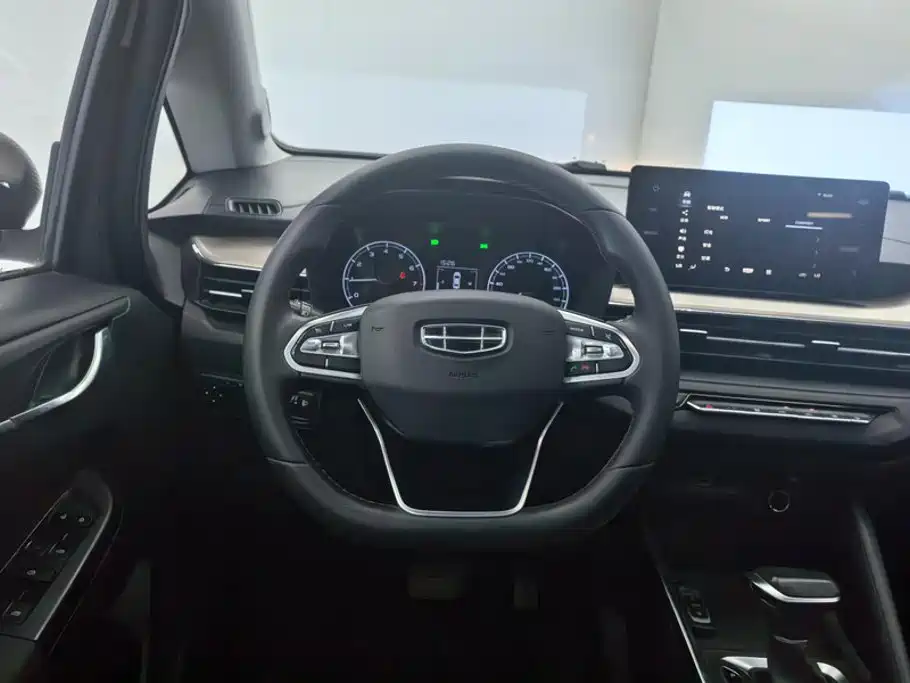 Geely Vision X3 2022 2021 PRO 1.5L CVT Premium