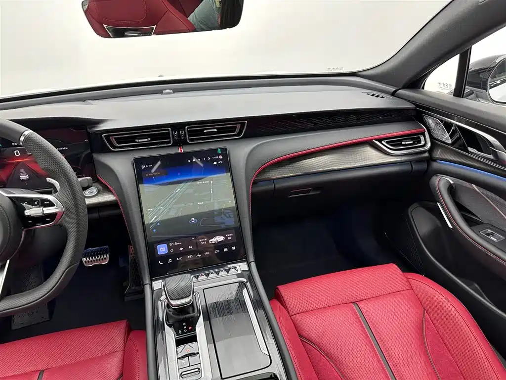 Hongqi H6 2025 Model 2.0T Fashion Edition фото 15