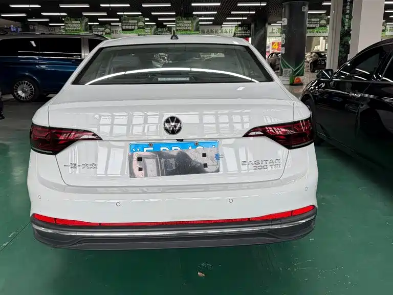 Volkswagen Sagitar 2024 200TSI DSG Flying Edition фото 12