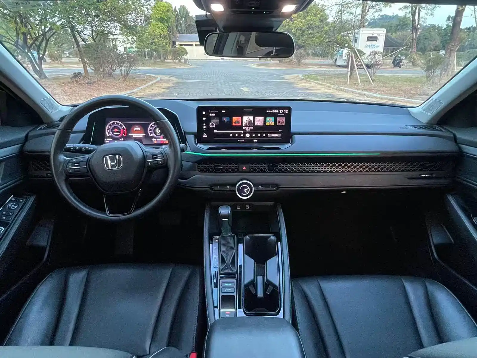 صورة 18 - Honda Accord