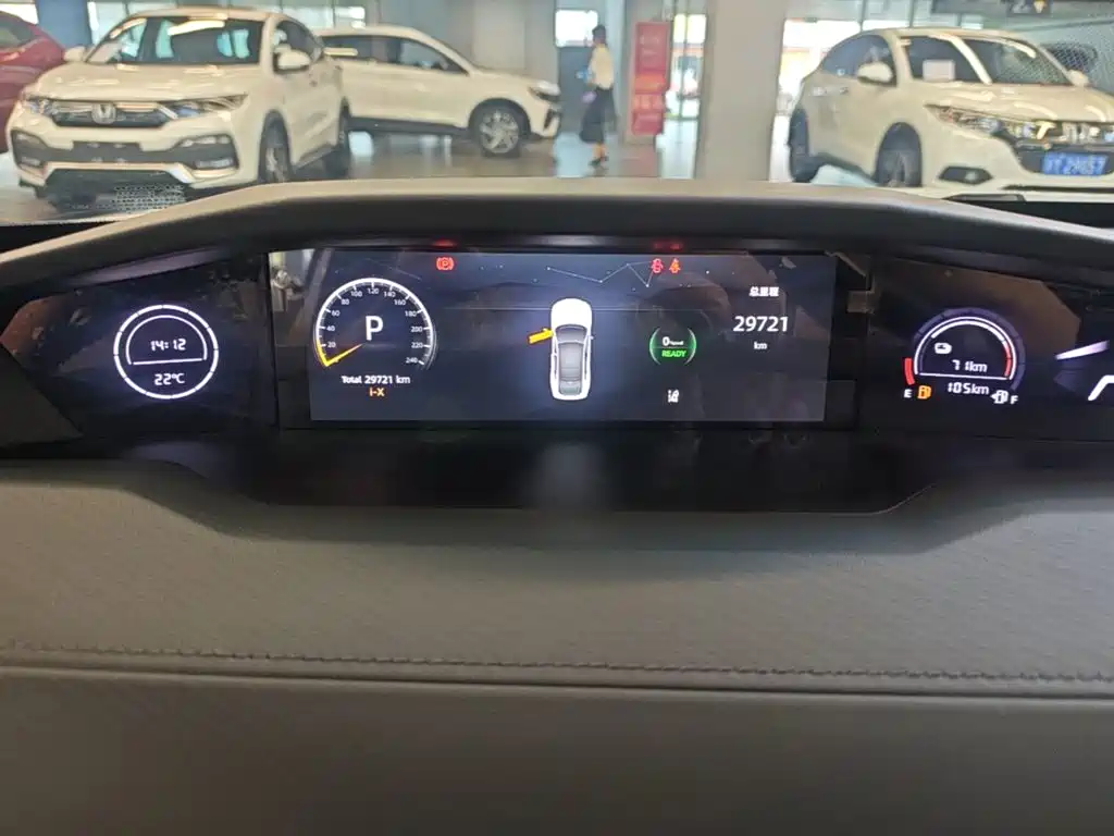 Changan UNI-V iDD 2024 2023 ZhiDian iDD 1.5T 113km Smart Fun Edition