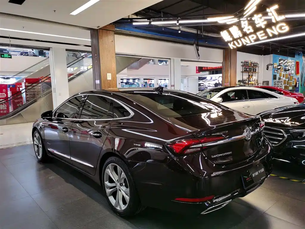 BUICK LACROSSE