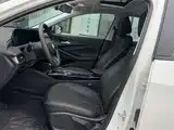 Photo 17 - Buick Verano