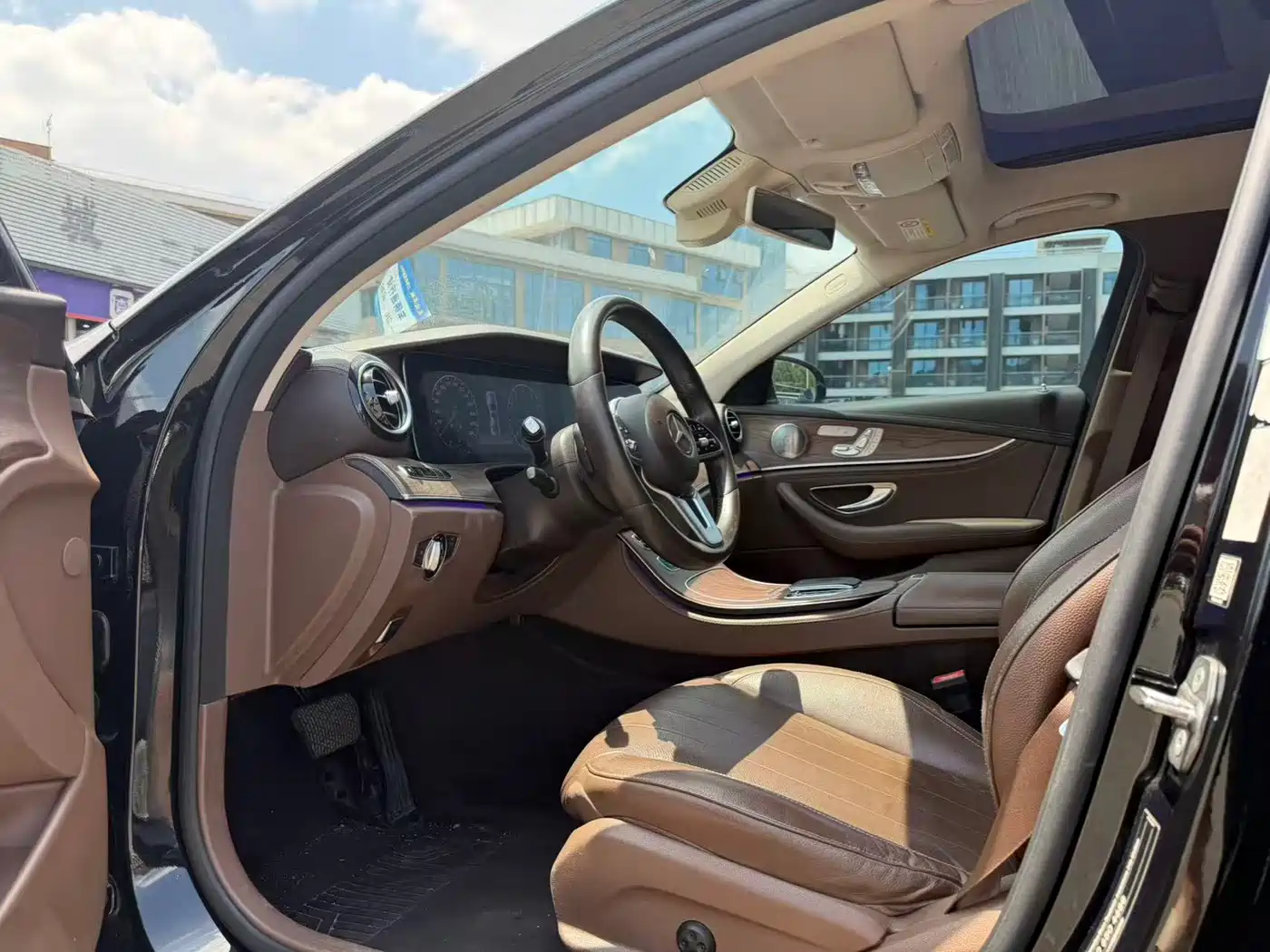 Mercedes-Benz E-Class 2019 E 320 L 4MATIC фото 5