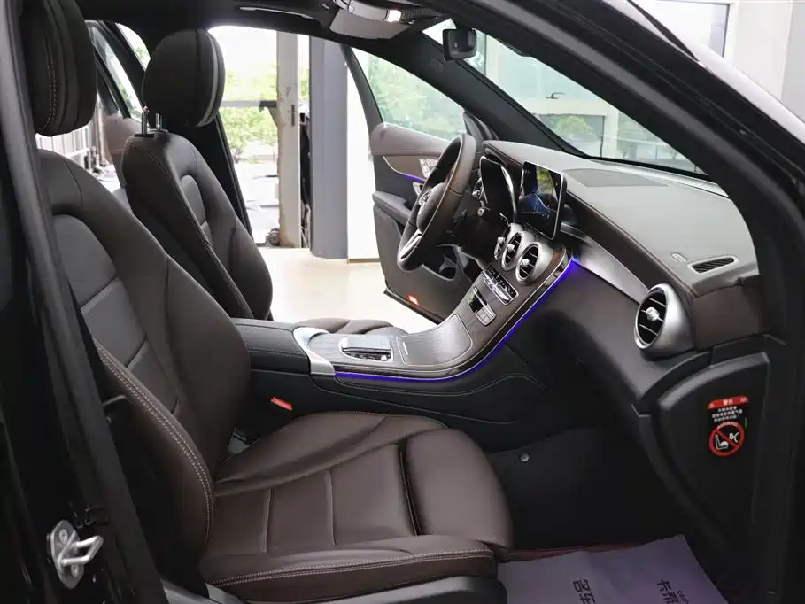 Mercedes-Benz GLC 2021 GLC 260 L 4MATIC Luxury фото 21