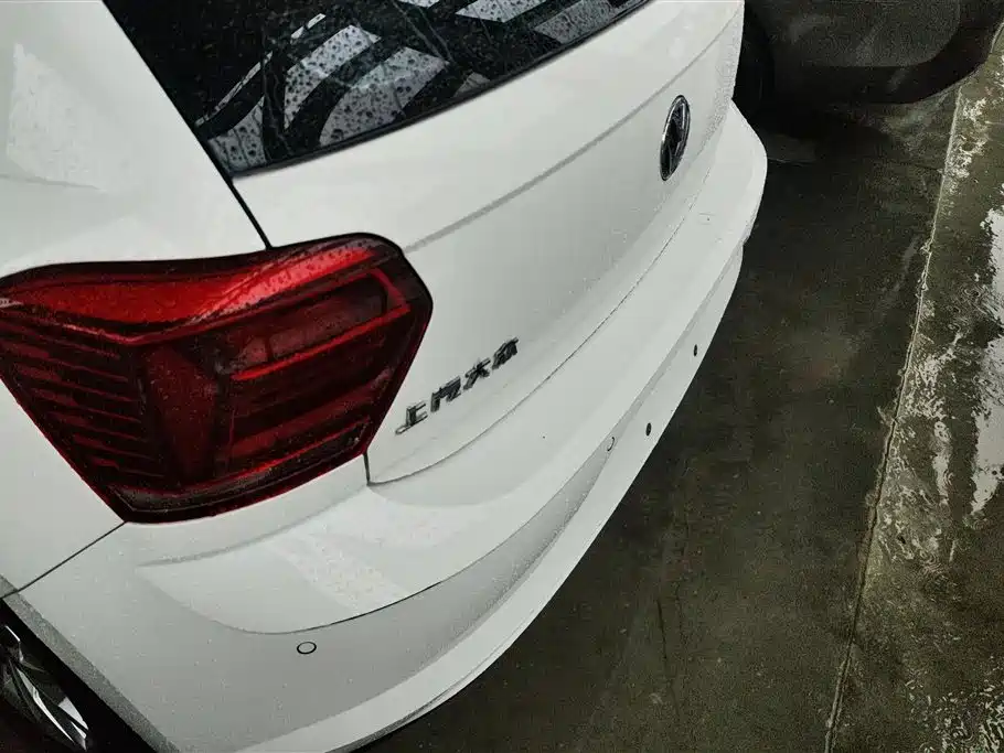 Volkswagen Polo 2019 Plus 1.5L Automatic Colorful Tech Edition фото 4