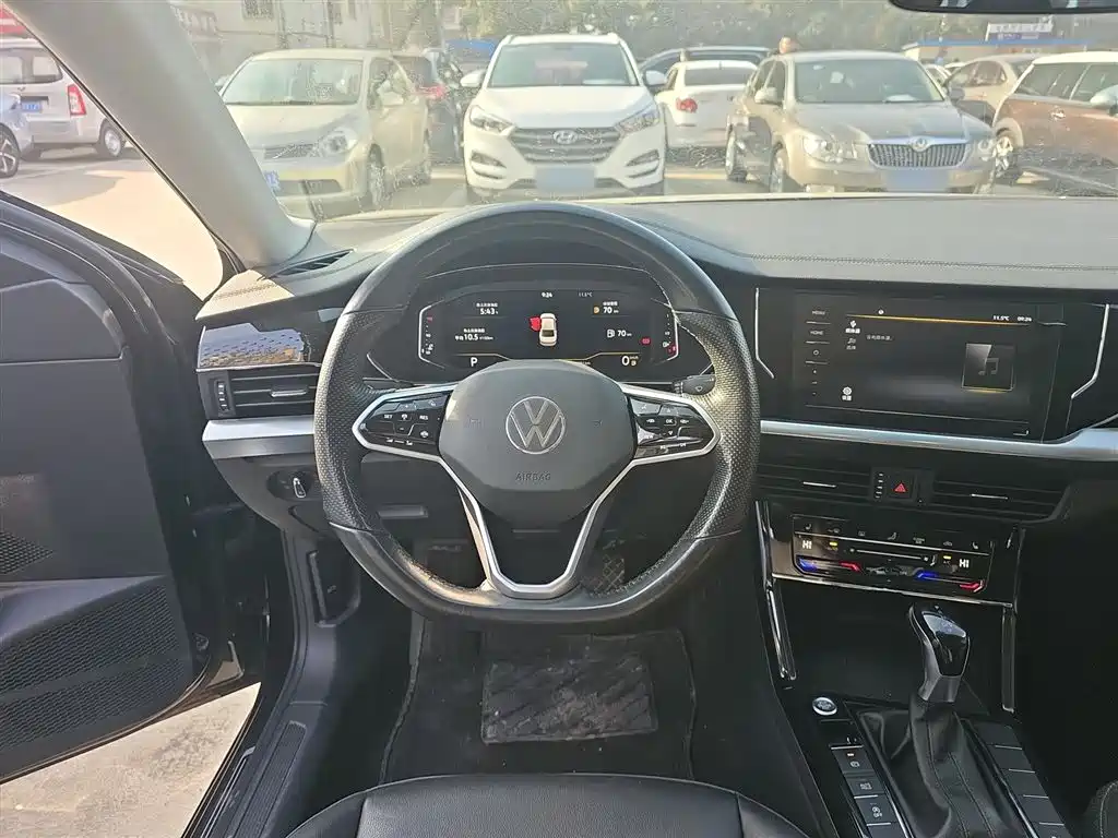 Volkswagen Passat 2023 Facelift 330TSI Elite Edition фото 11
