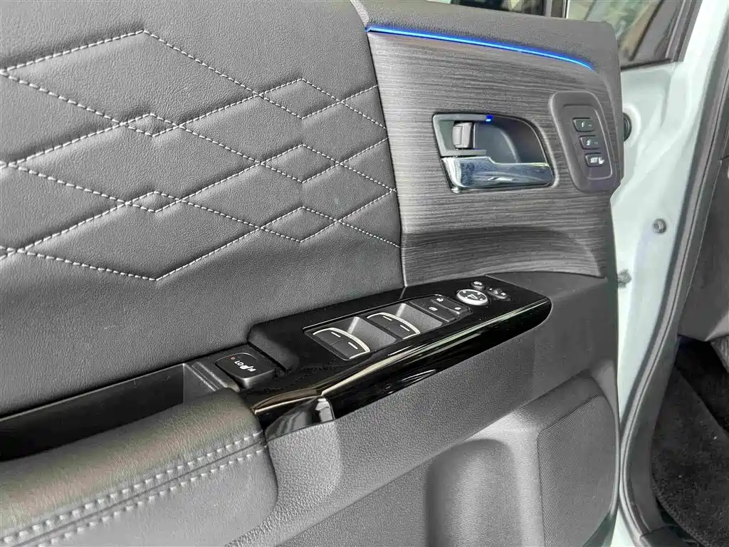 Honda Elysion 2024 2024 2.0L e:HEV Supreme Edition