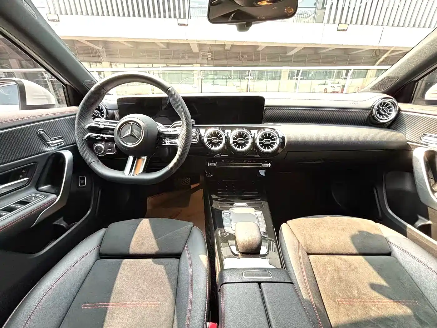 Mercedes-Benz A-Class 2023 A 200 L Fashion фото 8