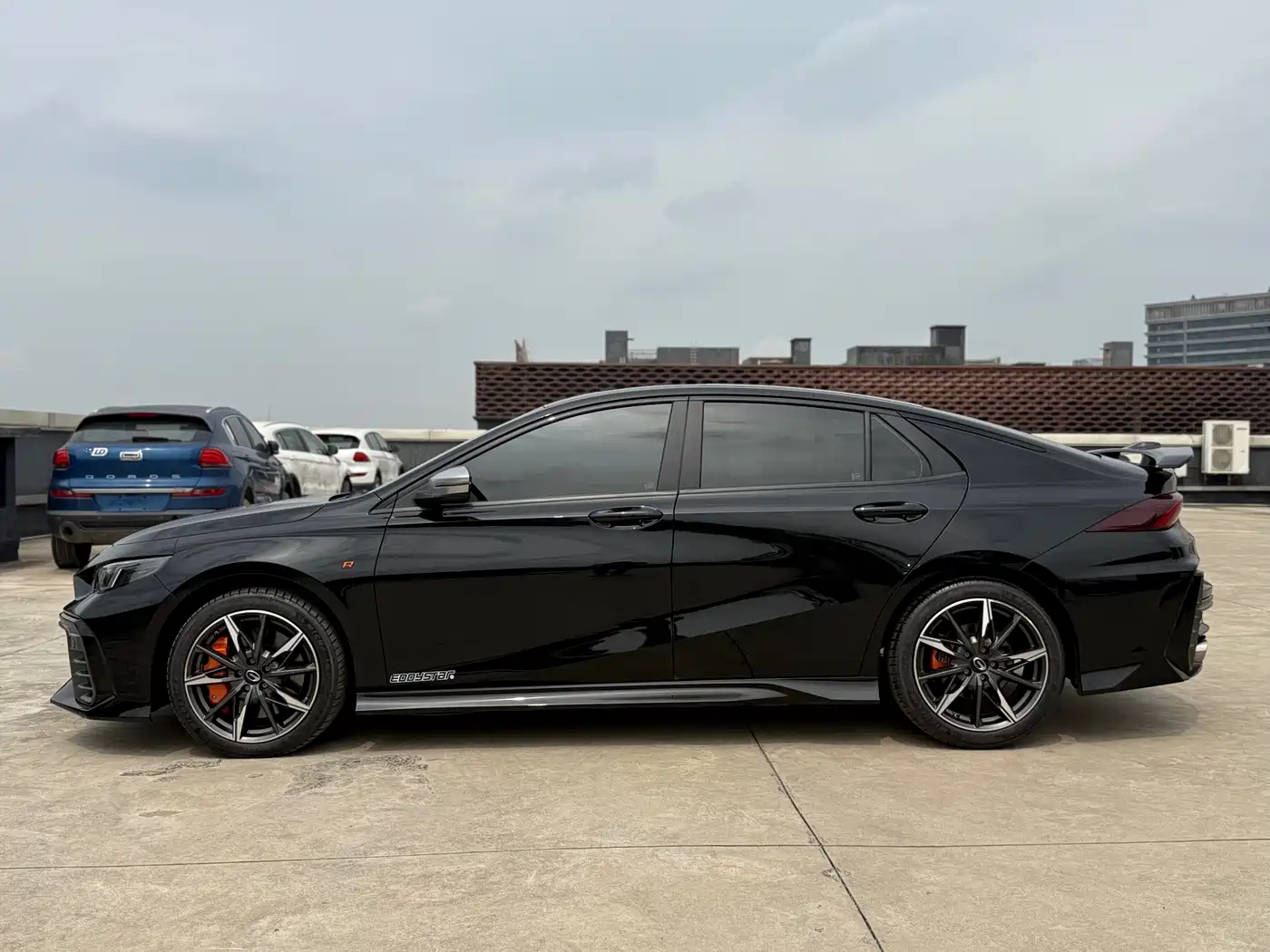 GAC Trumpchi Trumpchi Emkoo 2023 400T Automatic R PRO фото 18
