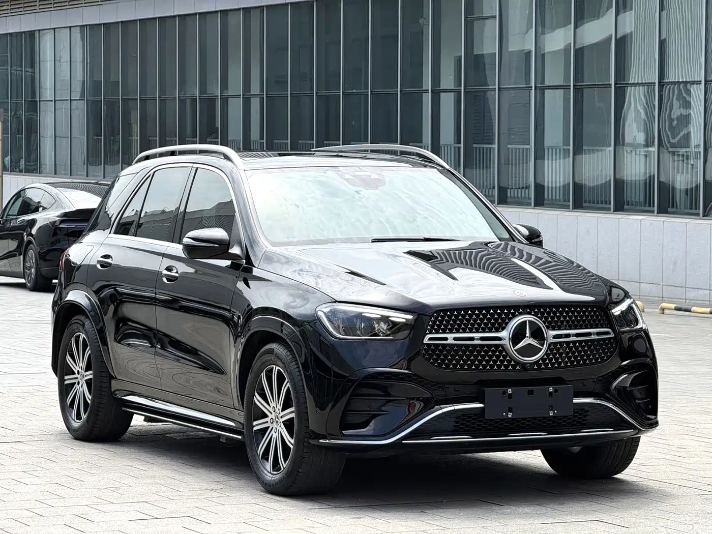 Mercedes-Benz GLE 2024 Facelift GLE 350 4MATIC Fashion фото 3