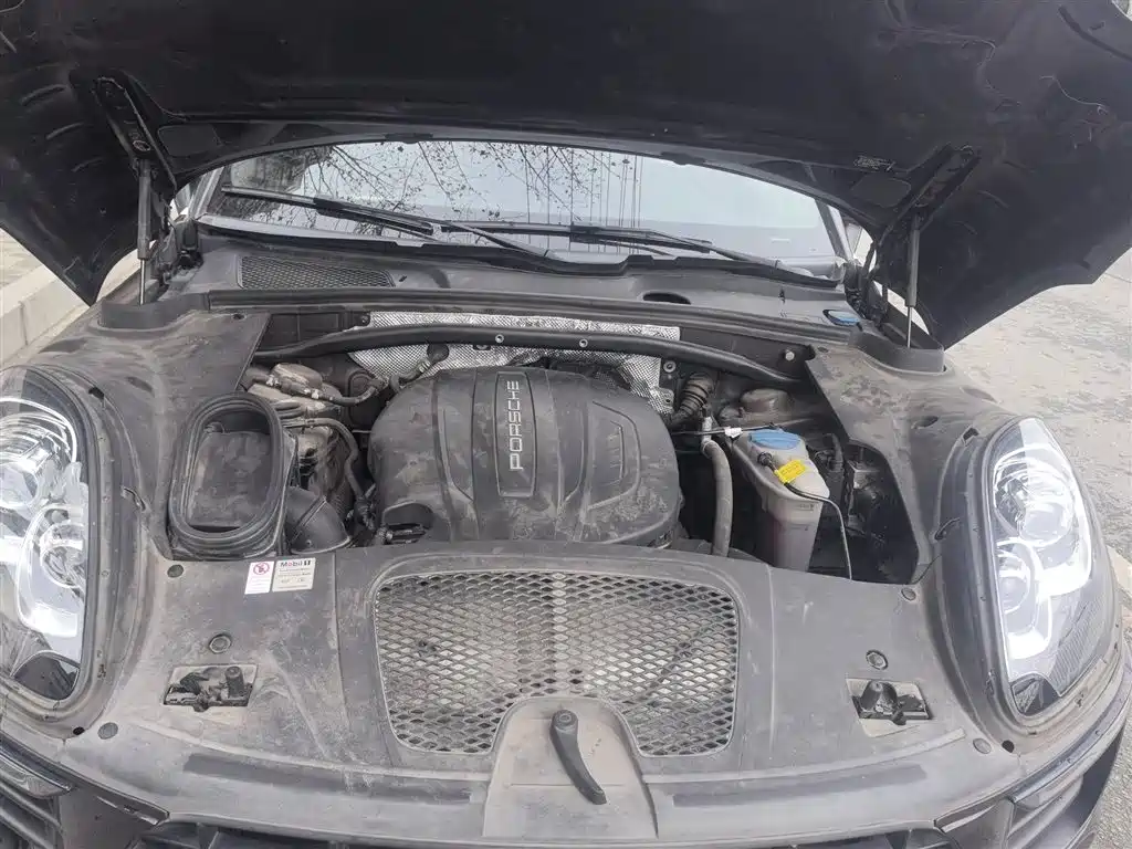 Porsche Macan 2017 Macan 2.0T фото 16