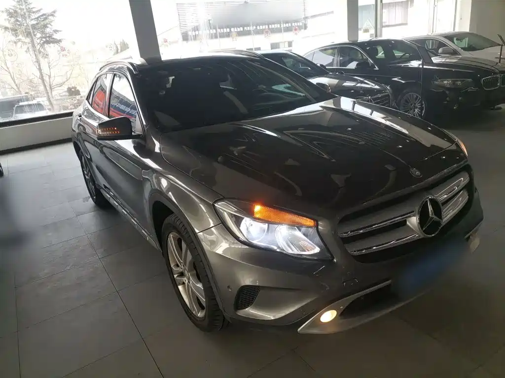 Mercedes-Benz GLA 2016 GLA 200 Dynamic фото 4
