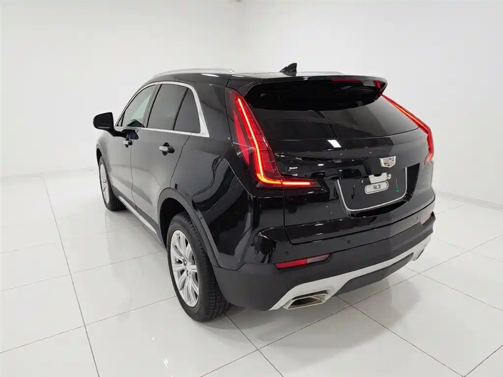 Cadillac XT4 2021 28T FWD Premium Edition фото 23