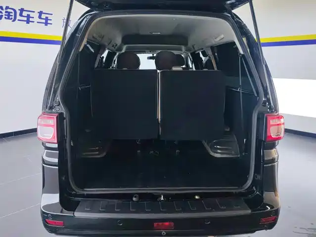 Dongfeng Fengxing Lingzhi 2023 M5L 1.6L Basic 7-seater — фото 4