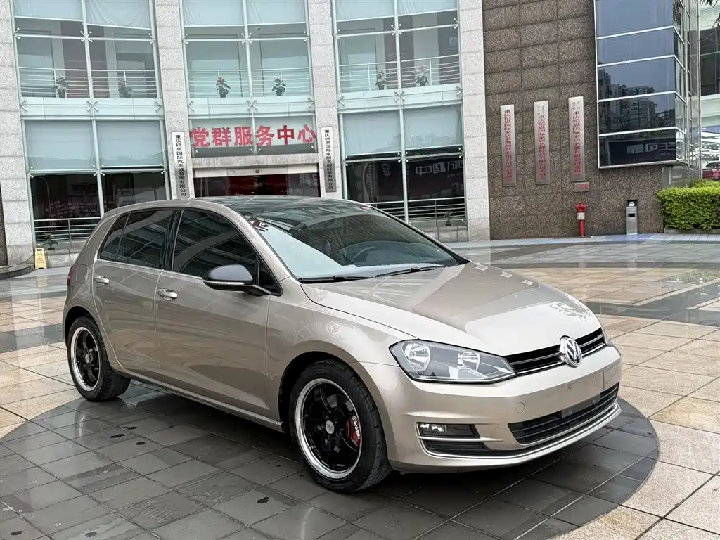 Volkswagen Golf 2014 1.4TSI Automatic Comfort фото 2