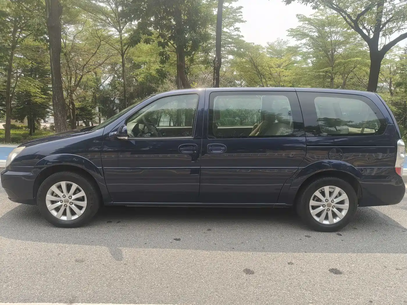 Buick GL8 2014 2.4L Classic Edition фото 6