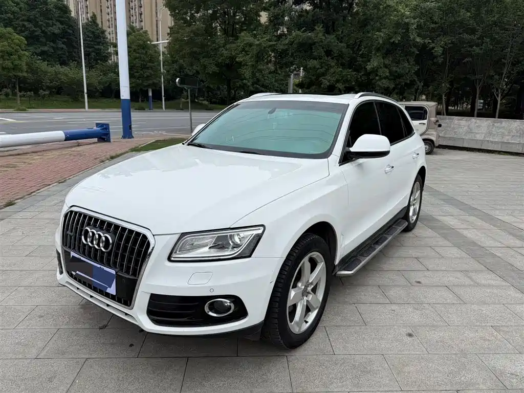 Audi Q5 2016 40 TFSI Technology Model