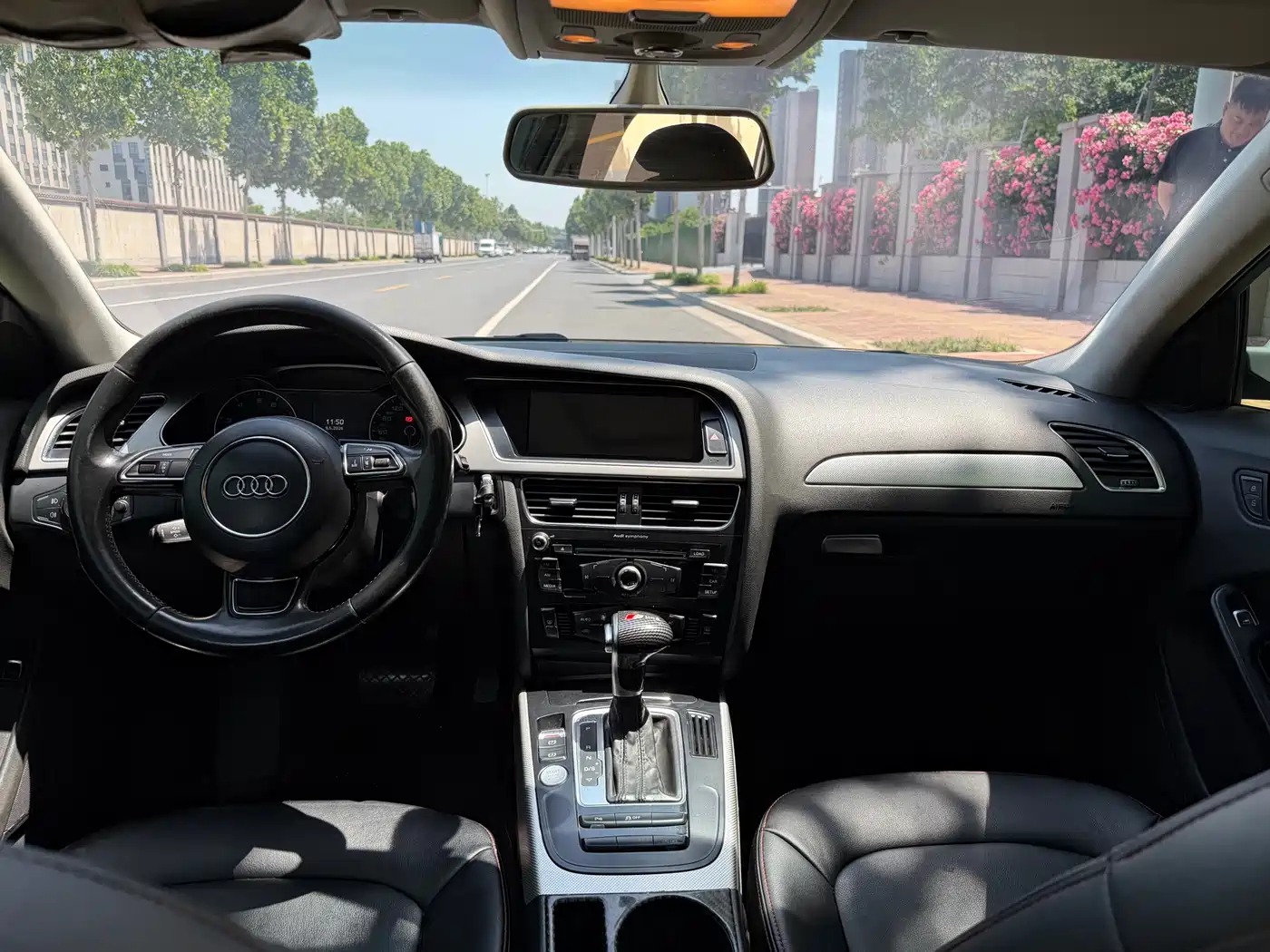 Audi A4L 2013 35 TFSI Automatic Standard фото 8