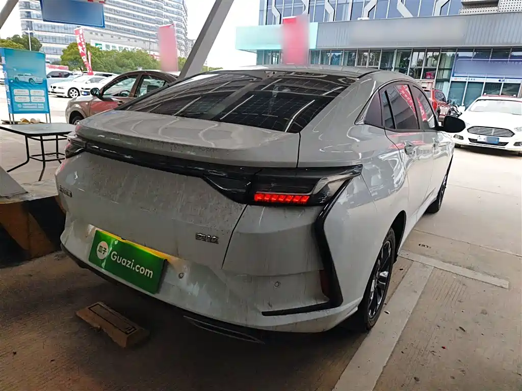 DONGFENG FENGSHEN YI HYUN