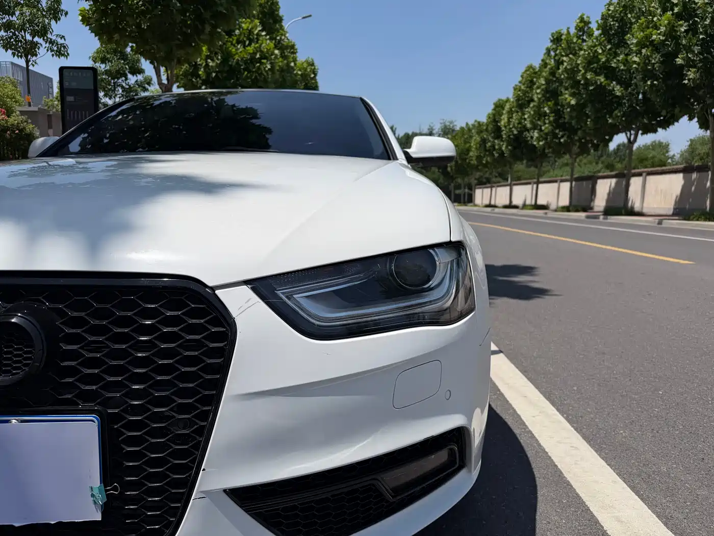 Audi A4L 2013 35 TFSI Automatic Standard фото 4