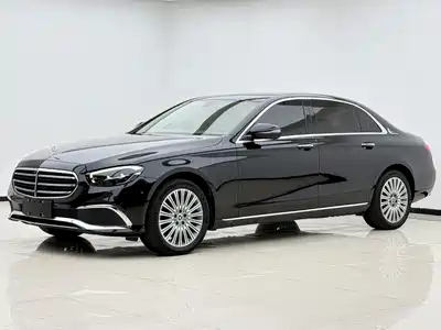 Mercedes-Benz E