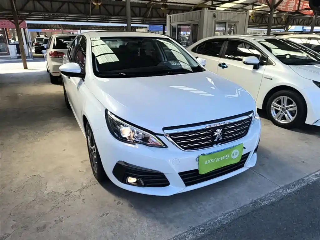 Peugeot 308 2016 1.6L Automatic Luxury фото 4