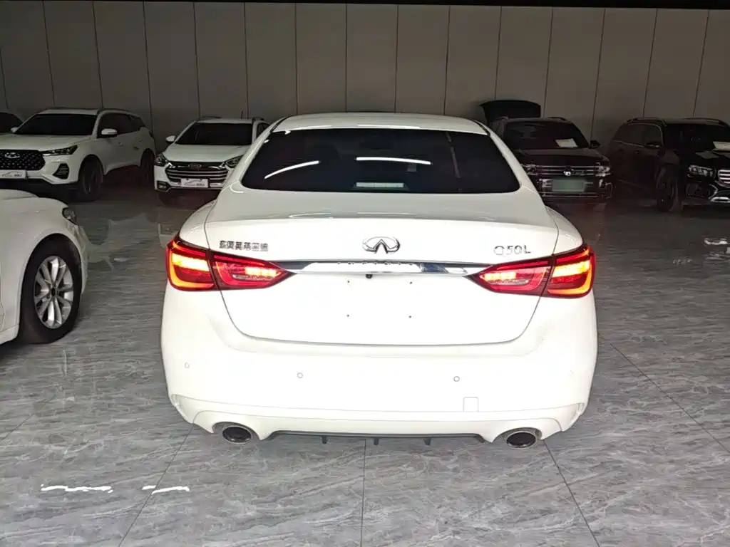 Infiniti Q50L 2021 2018 2.0T Leisure Edition (China VI)