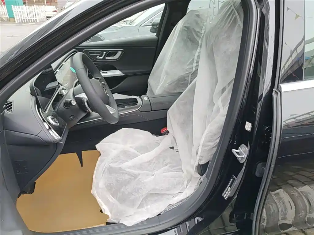 Mercedes-Benz E-Class New Energy 2023 E 350 e L Plug-in Hybrid Sport Sedan фото 15