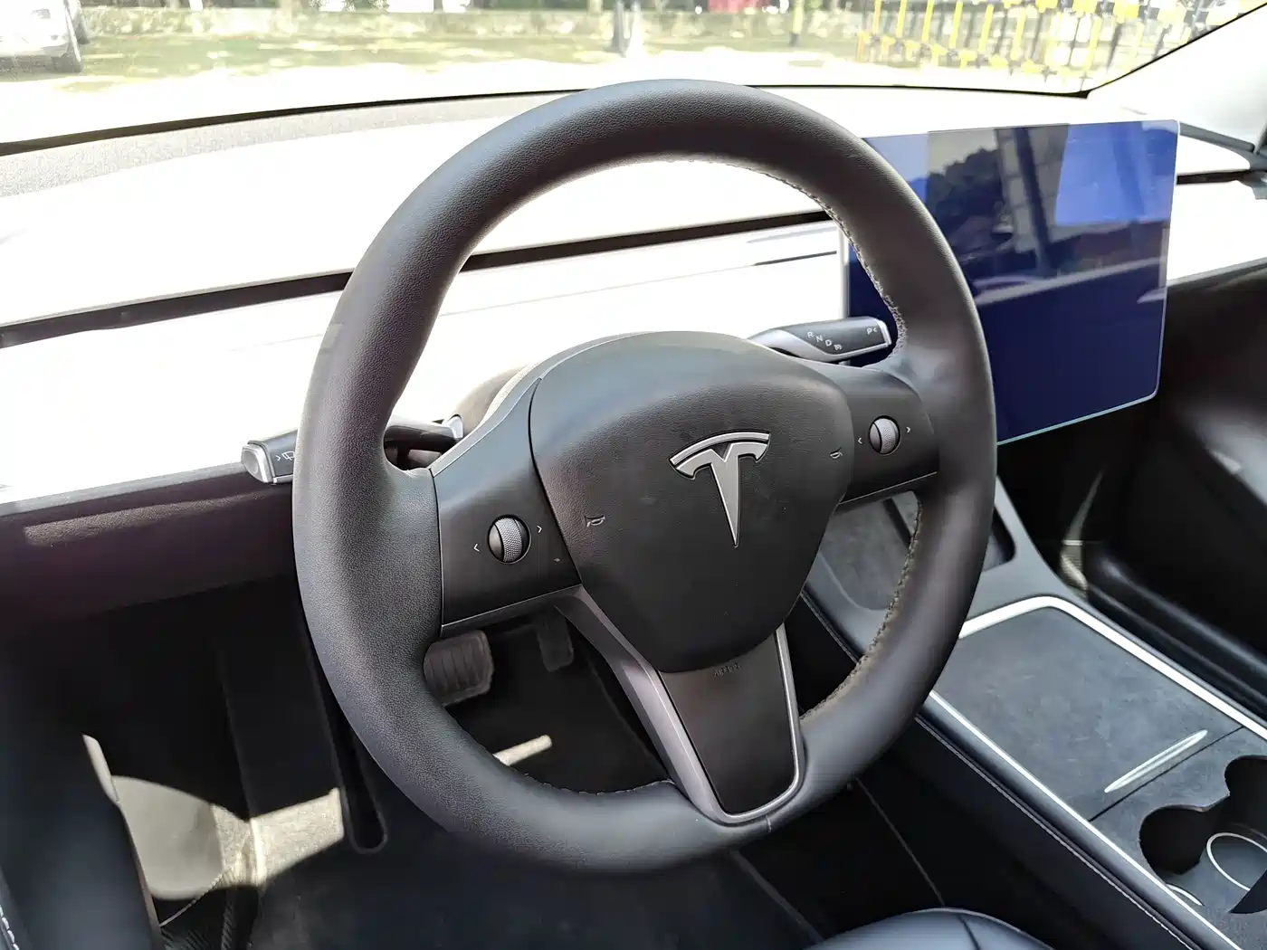 Photo 11 - Tesla Model Y