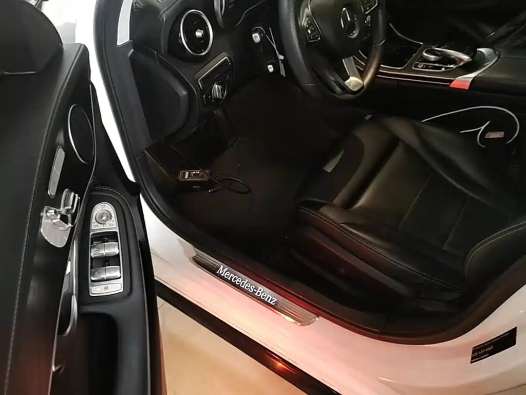 Mercedes-Benz C-Class 2016 C 200 L 4MATIC Sport фото 16