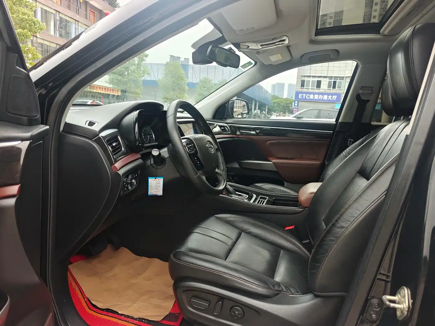 GAC Trumpchi Trumpchi GS8 2017 320T 2WD Luxury Edition (7-Seater) фото 4