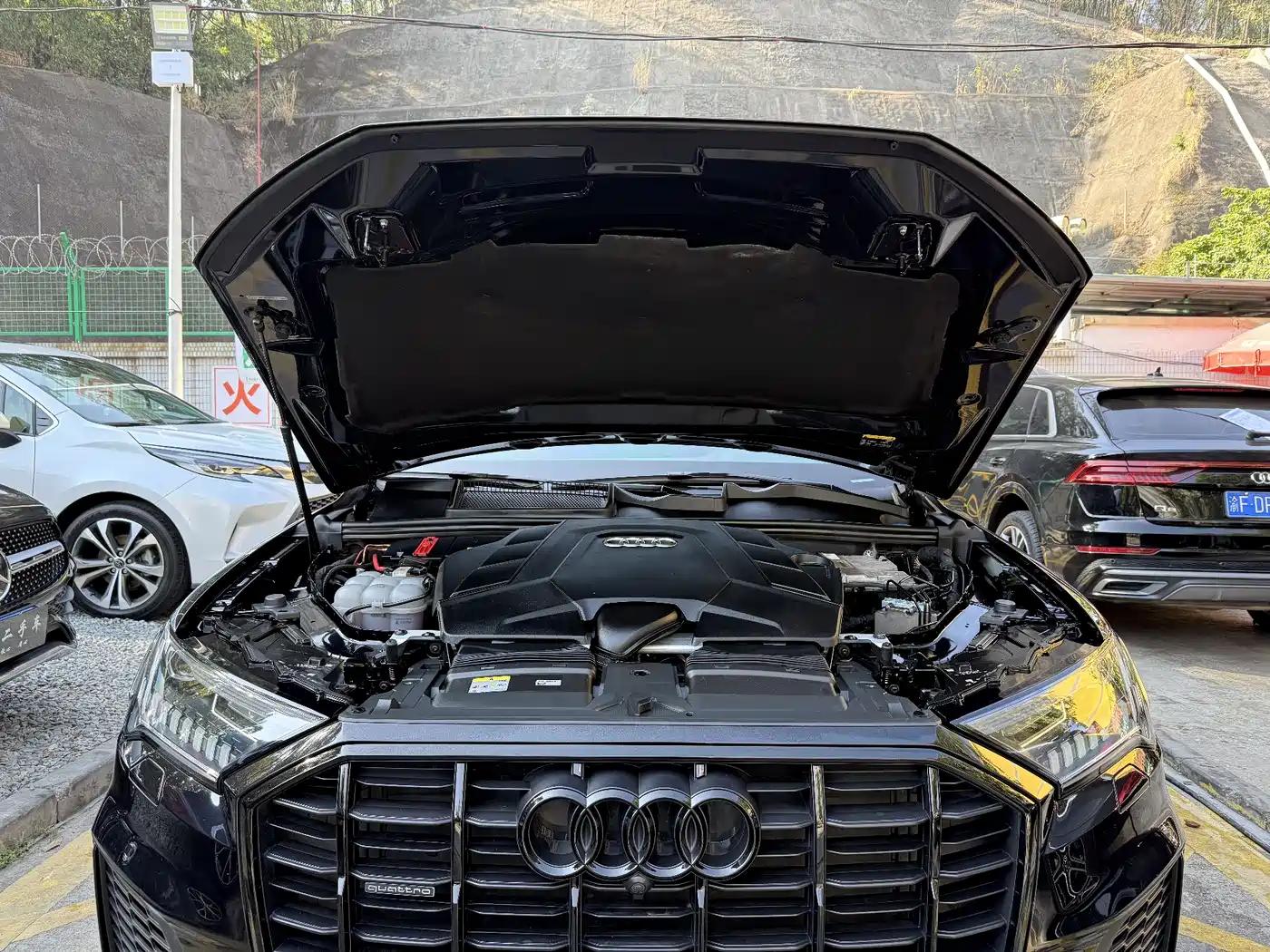 AUDI Q7