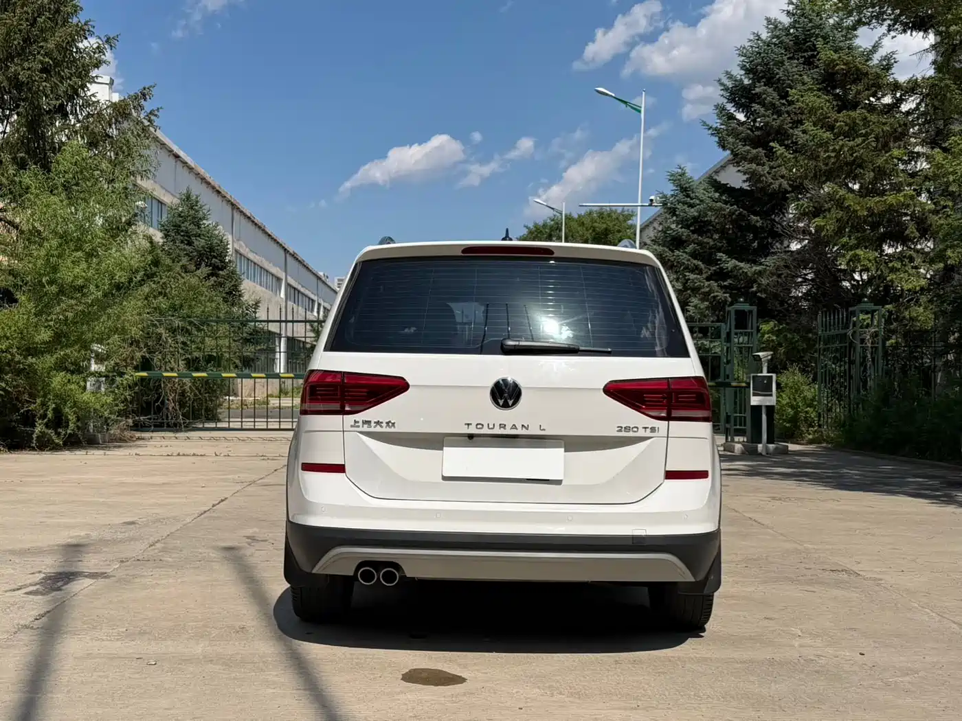 Volkswagen Touran 2021 Touran L 280TSI DSG Cross Edition 7-seater фото 6