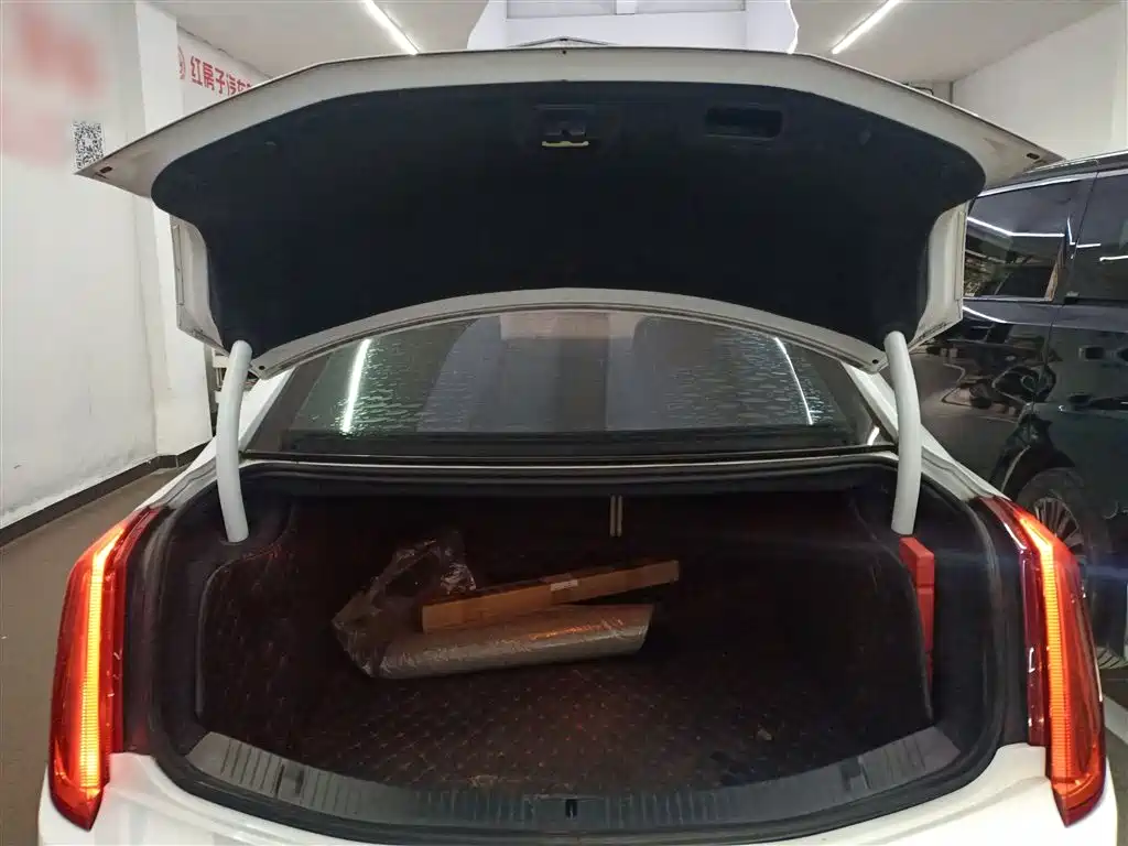 Cadillac XTS 2017 28T Technology фото 15