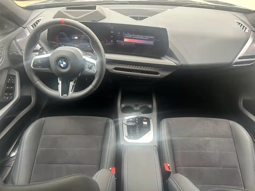 BMW M235L 2025 M235L фото 9