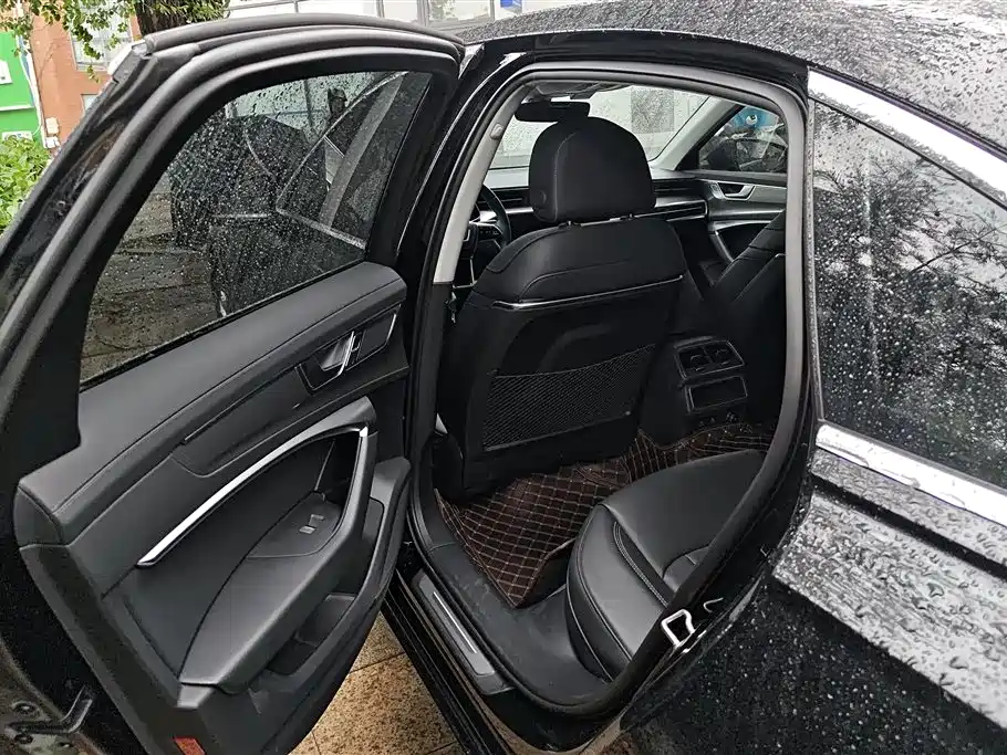 Audi A6L 2023 Facelift 40 TFSI Luxury Elegance фото 11