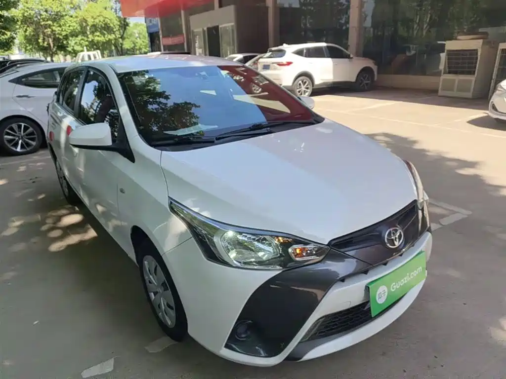 Toyota YARiS L Zhi Xuan 2021 1.5L CVT Leading Edition фото 4