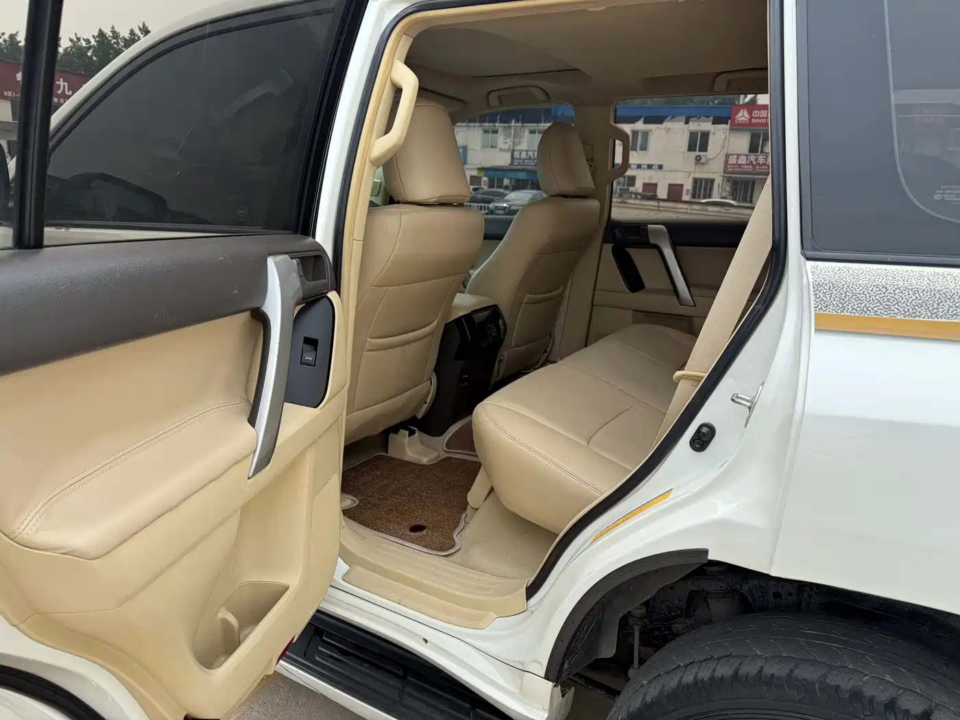 Toyota Prado 2016 2.7L Auto Standard Edition фото 5