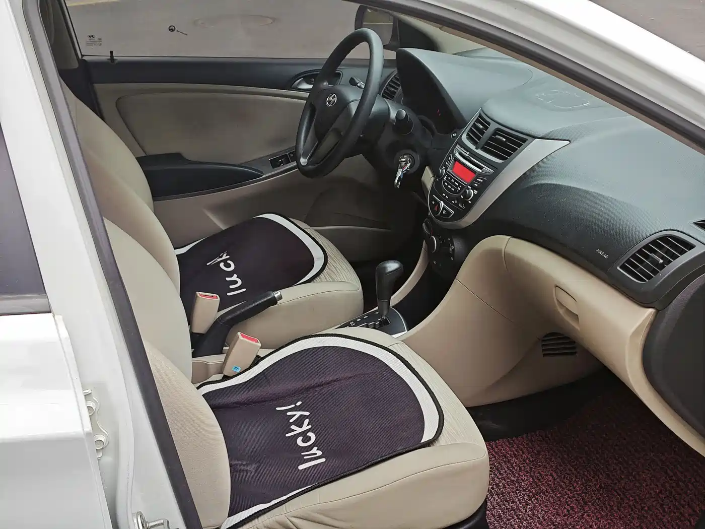 Hyundai Verna 2014 1.4L Automatic Smart GLS фото 7