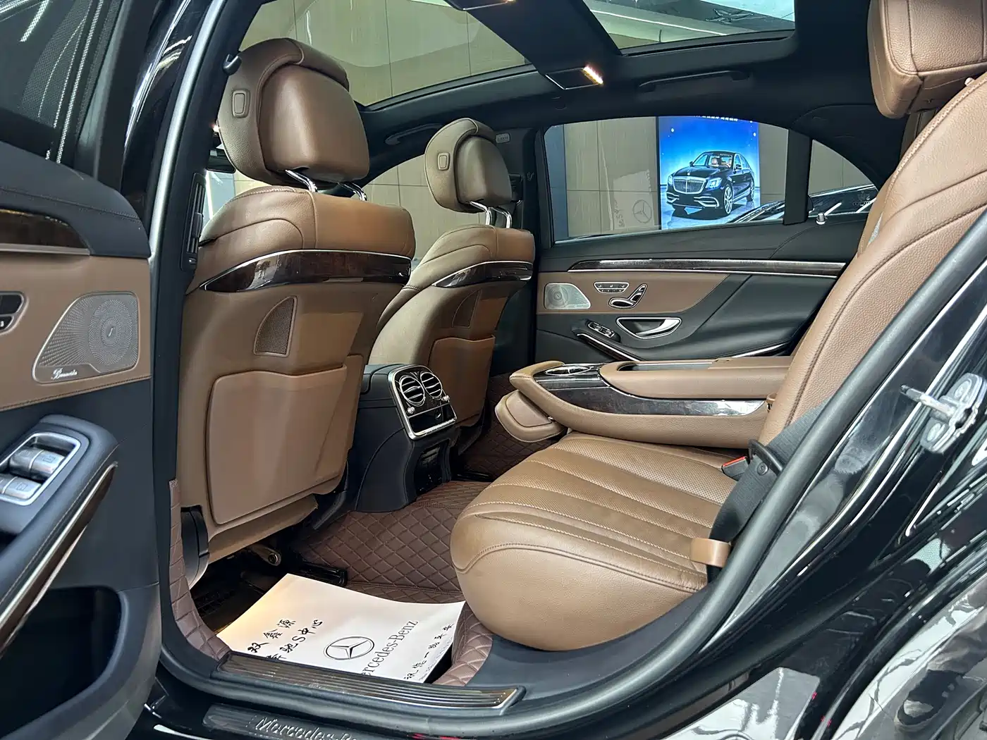 Mercedes-Benz S-Class 2020 S 350 L Premium Edition Collector's Version фото 11
