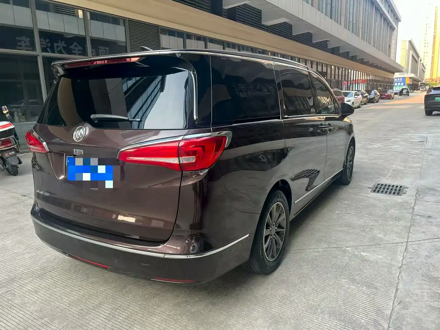 Buick GL8 2017 ES 28T Comfort Type China V фото 9