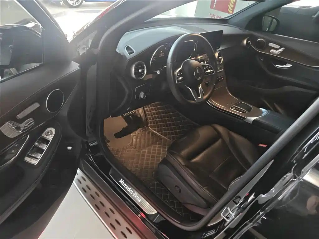 Mercedes-Benz GLC 2020 GLC 300 L 4MATIC Dynamic фото 12