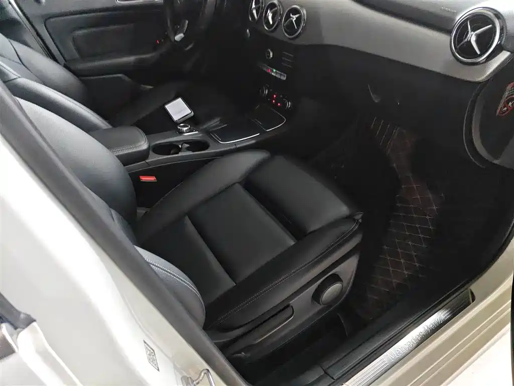Mercedes-Benz B-Class 2018 B 200 Sport фото 19