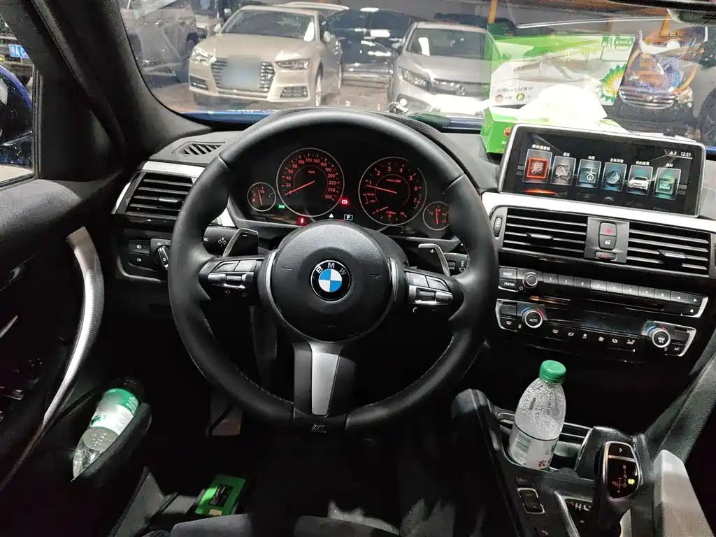 BMW 3 Series 2017 320i M Sport фото 11