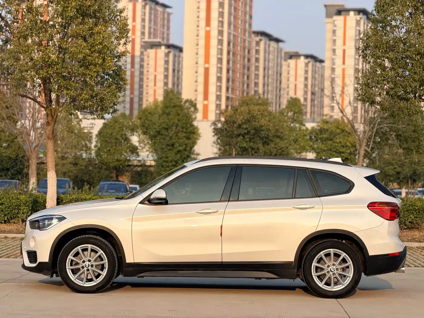 BMW X1 2019 sDrive18Li Fashion Model фото 6