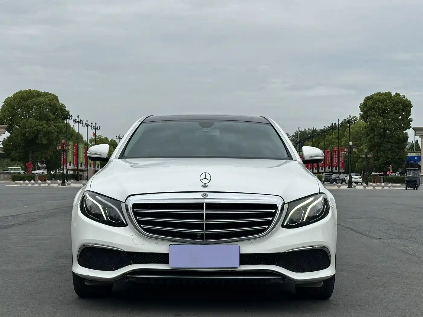 Mercedes-Benz E-Class 2017 E 300 L Sport Luxury фото 2