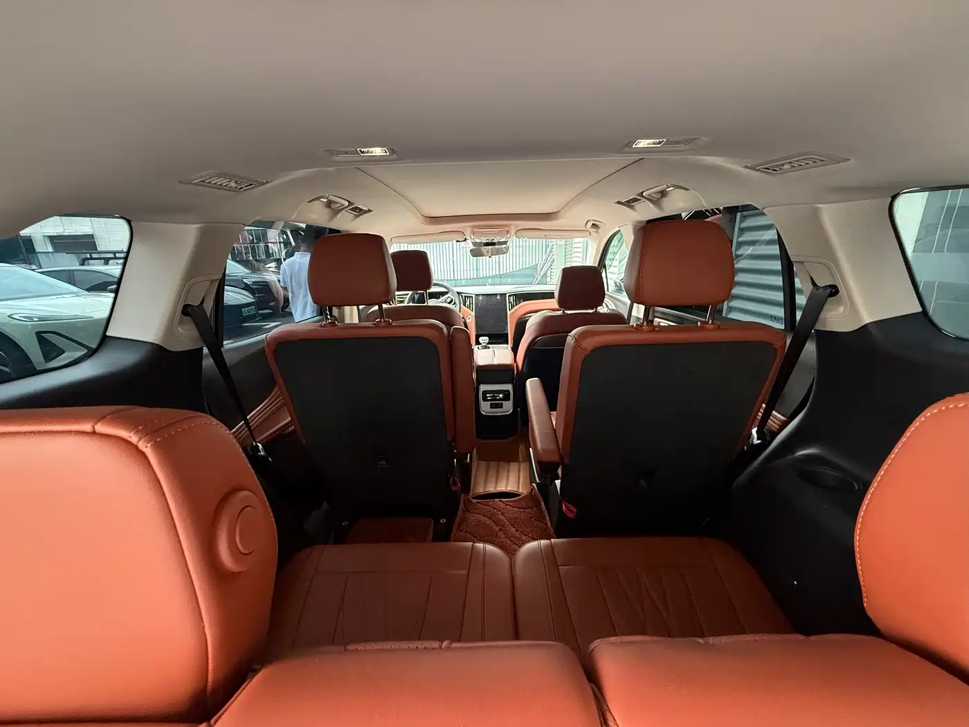 Hongqi HS7 PHEV 2025 2.0T PHEV 2WD Flag Enjoy Edition (6-seater) фото 9