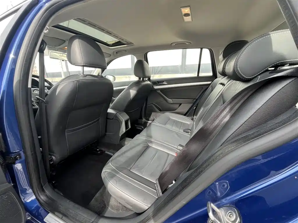 Volkswagen Lavida Tour 2015 230TSI DSG Comfort Edition фото 12