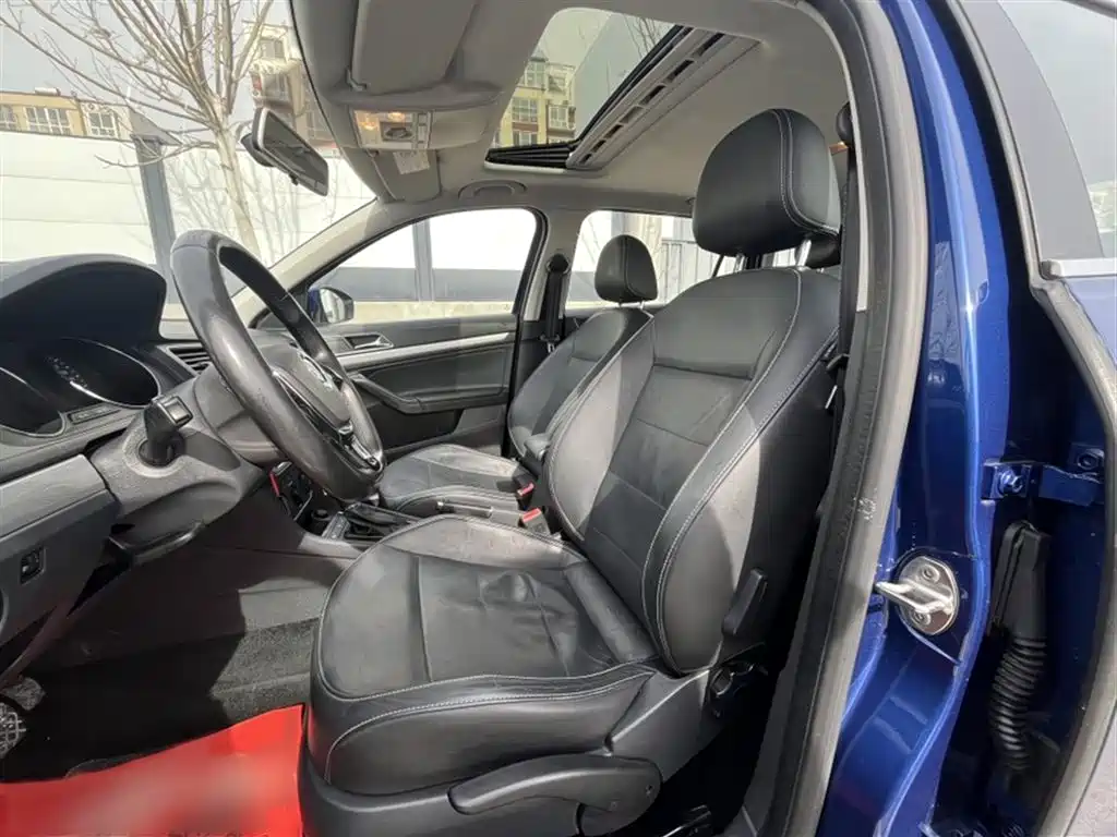 Volkswagen Lavida Tour 2015 230TSI DSG Comfort Edition фото 14